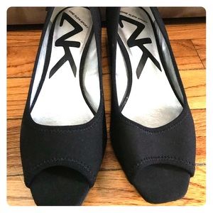 New-Anne Klein Sport Black peep toe wedge